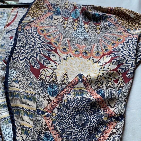 $Multicolor cardigan with many designs - Picture 2 of 2